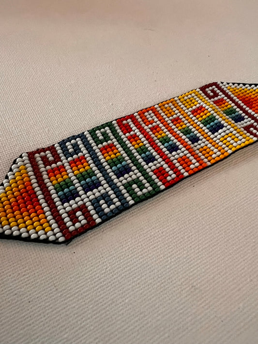 Regenbogenfarbenes Armband Yanacona 4 cm x 15 cm