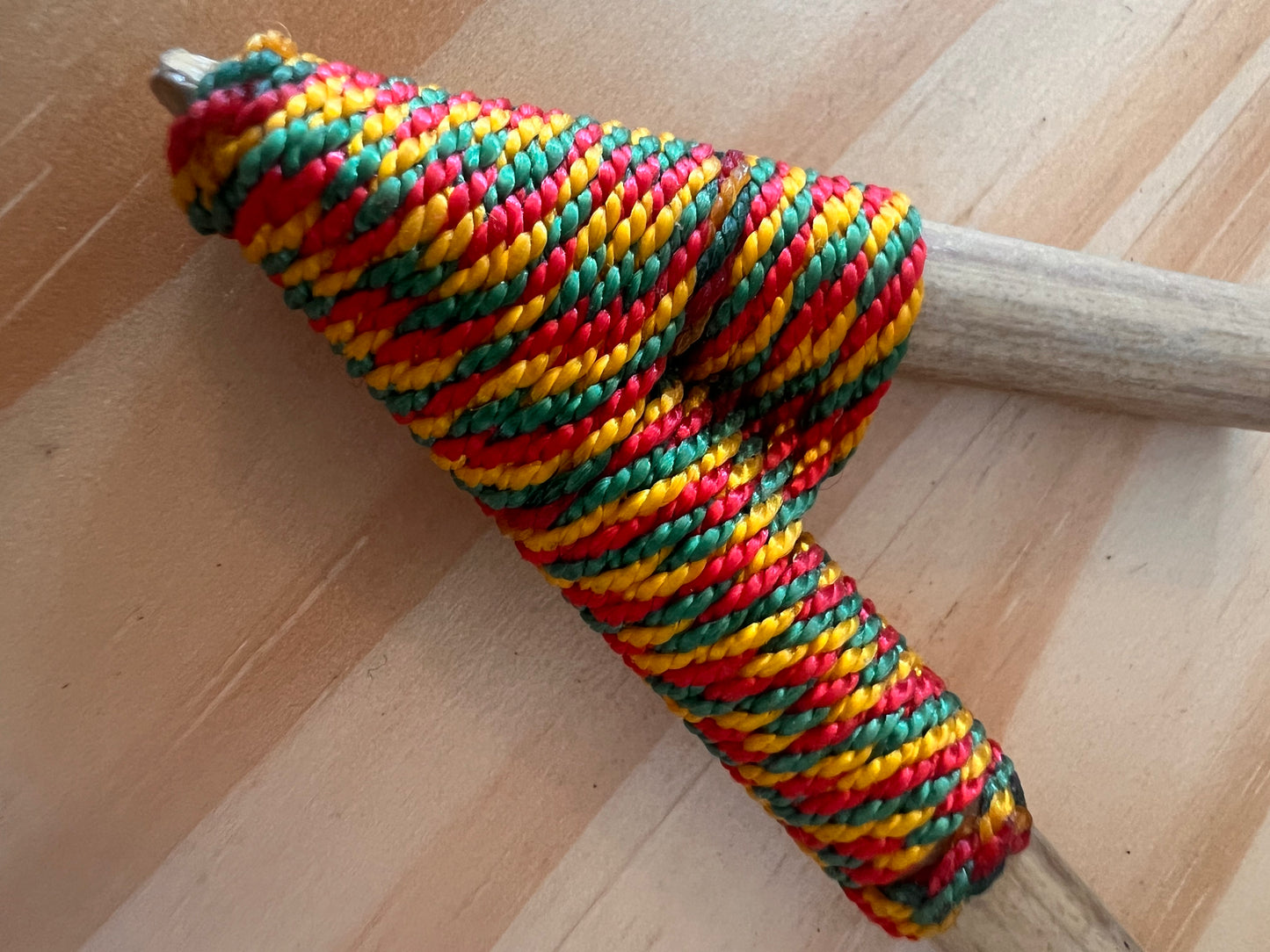 Schlankes Bambus-Kuripe mit Schlangenaufnäher – Inga