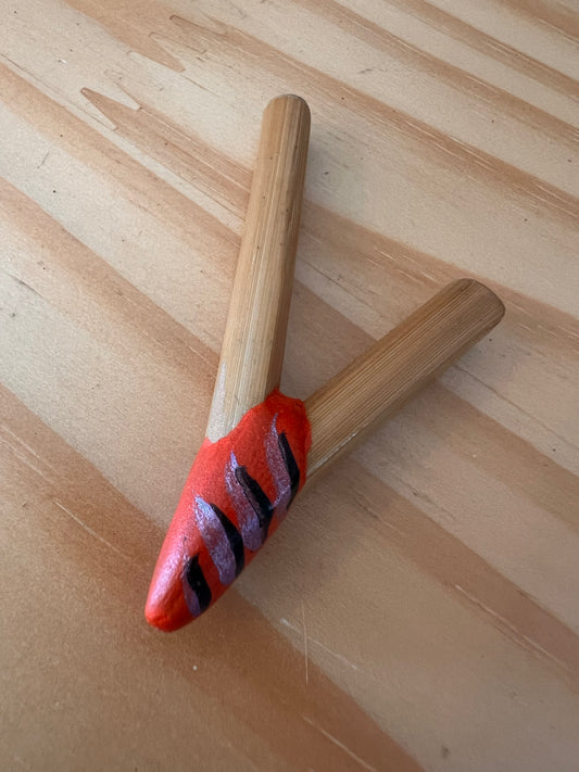Slim Bamboo Kuripe with red stripes patch