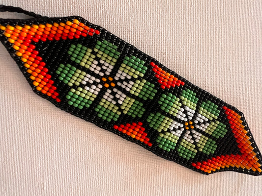 Kleeblatt-Armband Yanacona 4 cm x 15 cm