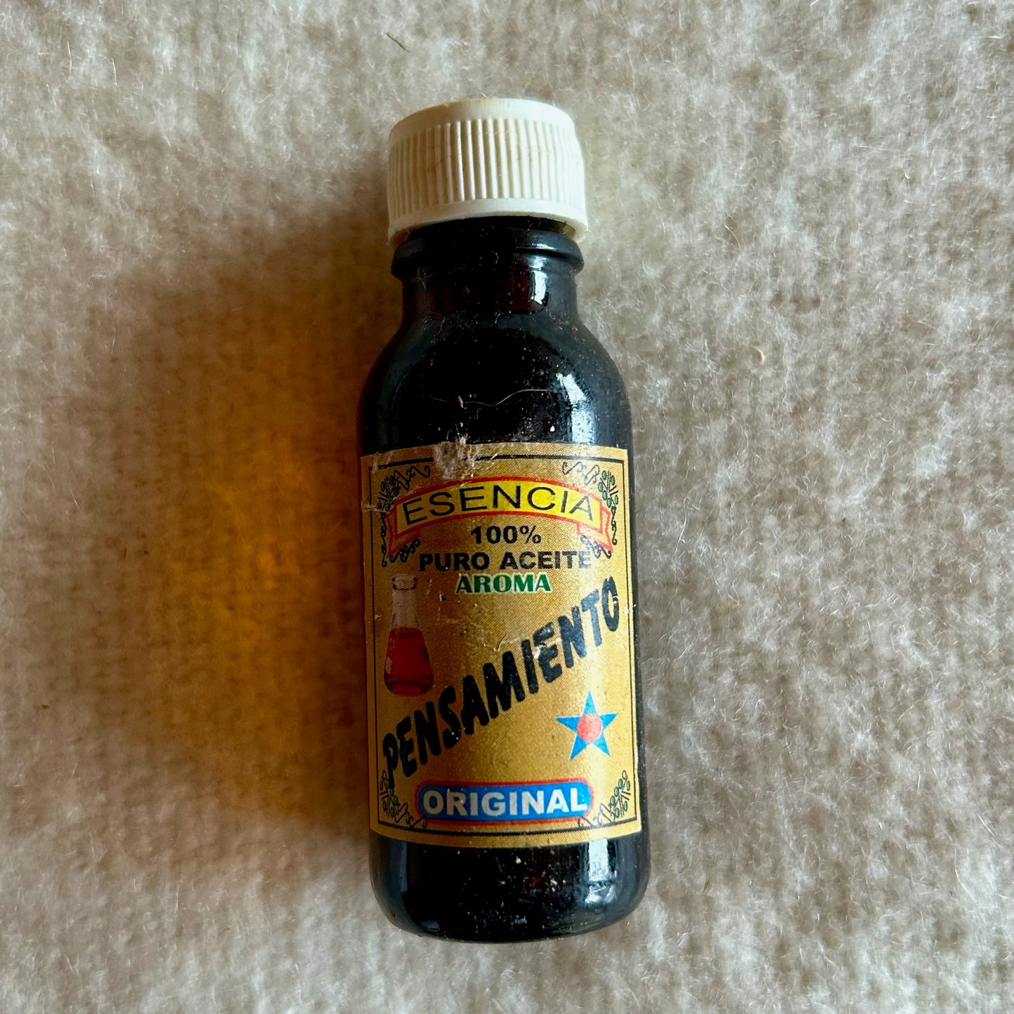 Ätherisches Öl Thought