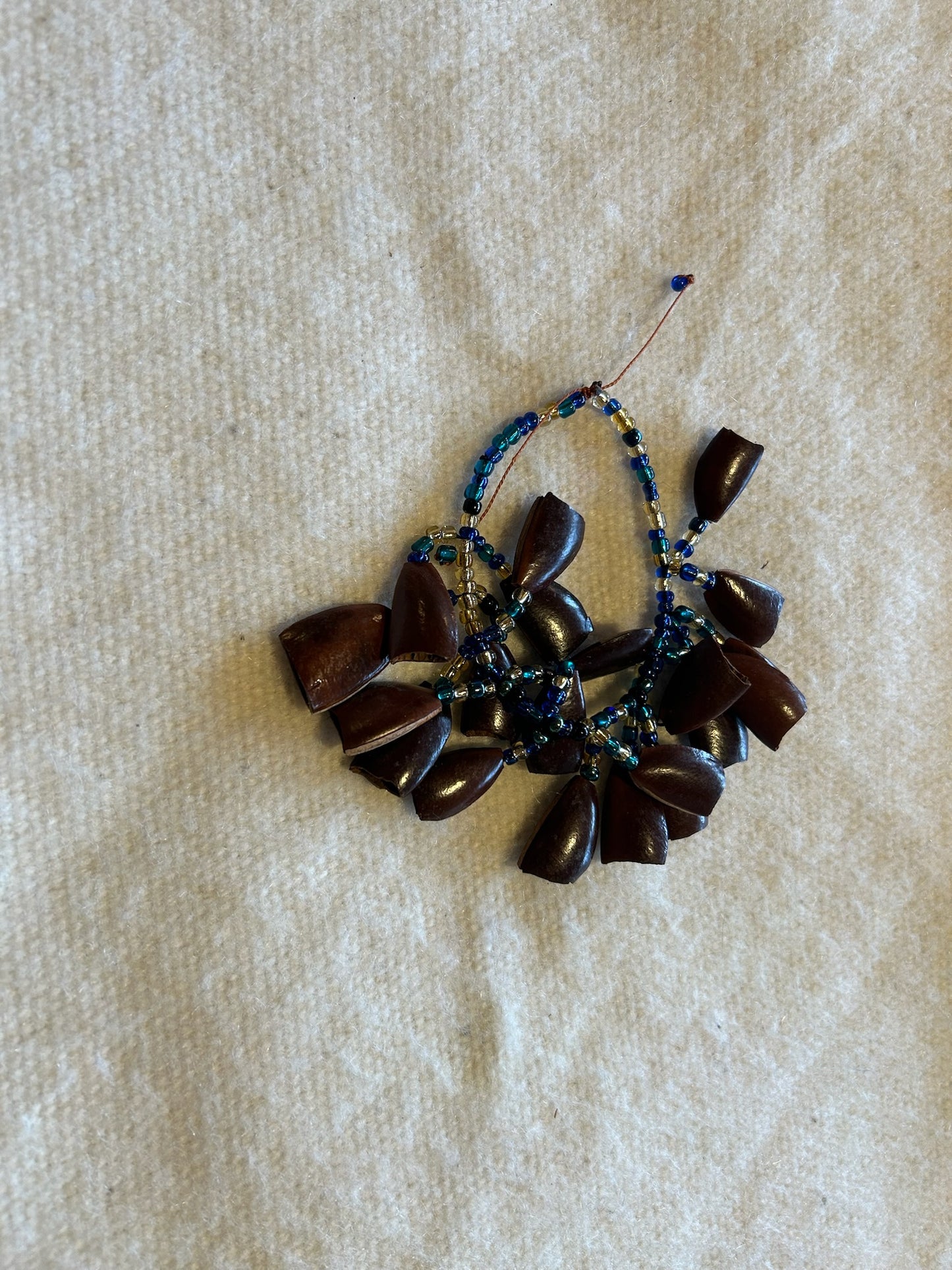 Jungle rattle bracelet cascabeles hembra