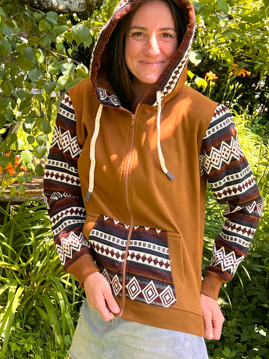 Peguche Hoodie – schlichte Jackenausgabe