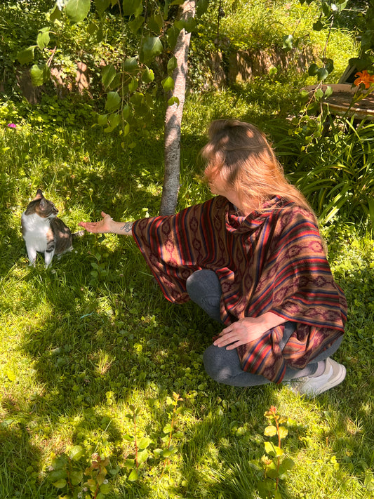 Hermoso poncho multicolor