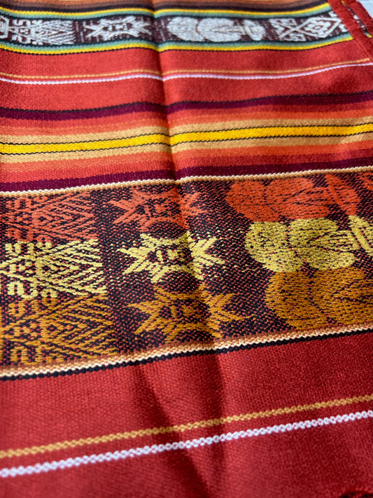 Mantel de ceremonia marrón claro con motivos multicolores 25 x 160 cm