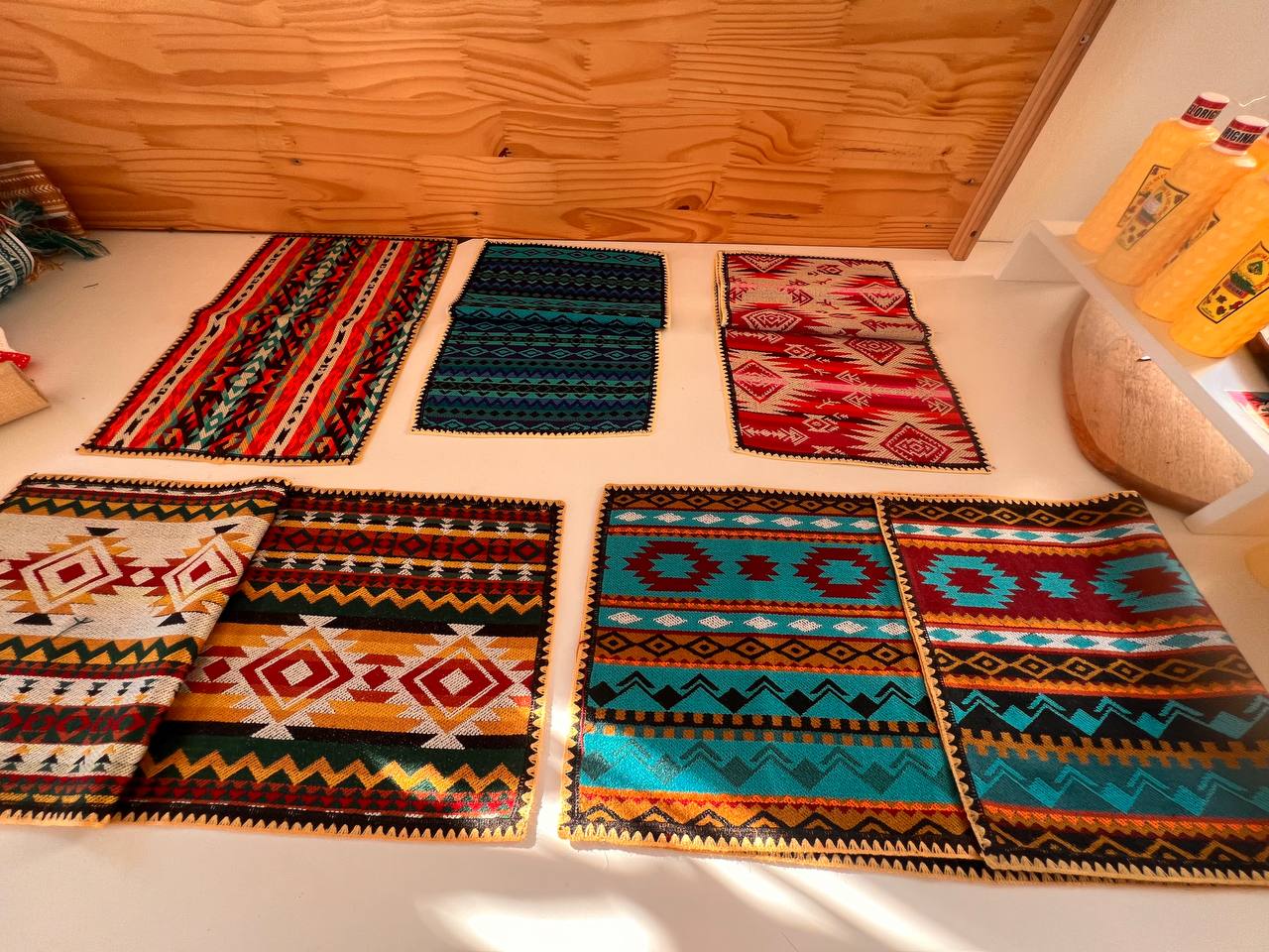 Multicoloured table cloth 14x10 cm