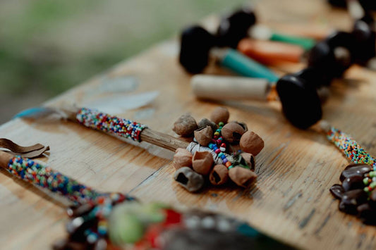 Rattle Cascabeles macho with feather