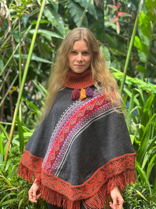 Grey spring/autumn poncho with patterns