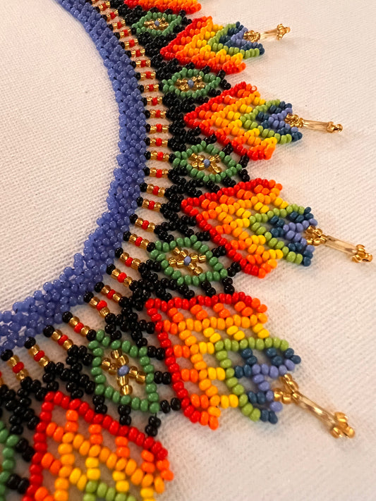 Small round colourful necklace - Yanacona