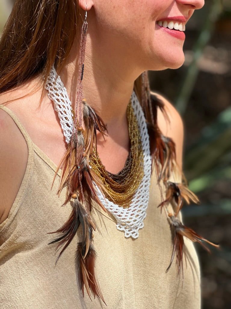 Short White-golden-brown Necklace