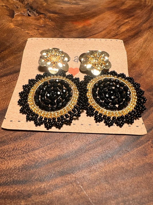 Black golden circle earrings