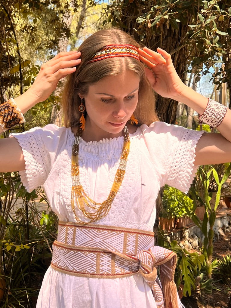 Light brown long necklace