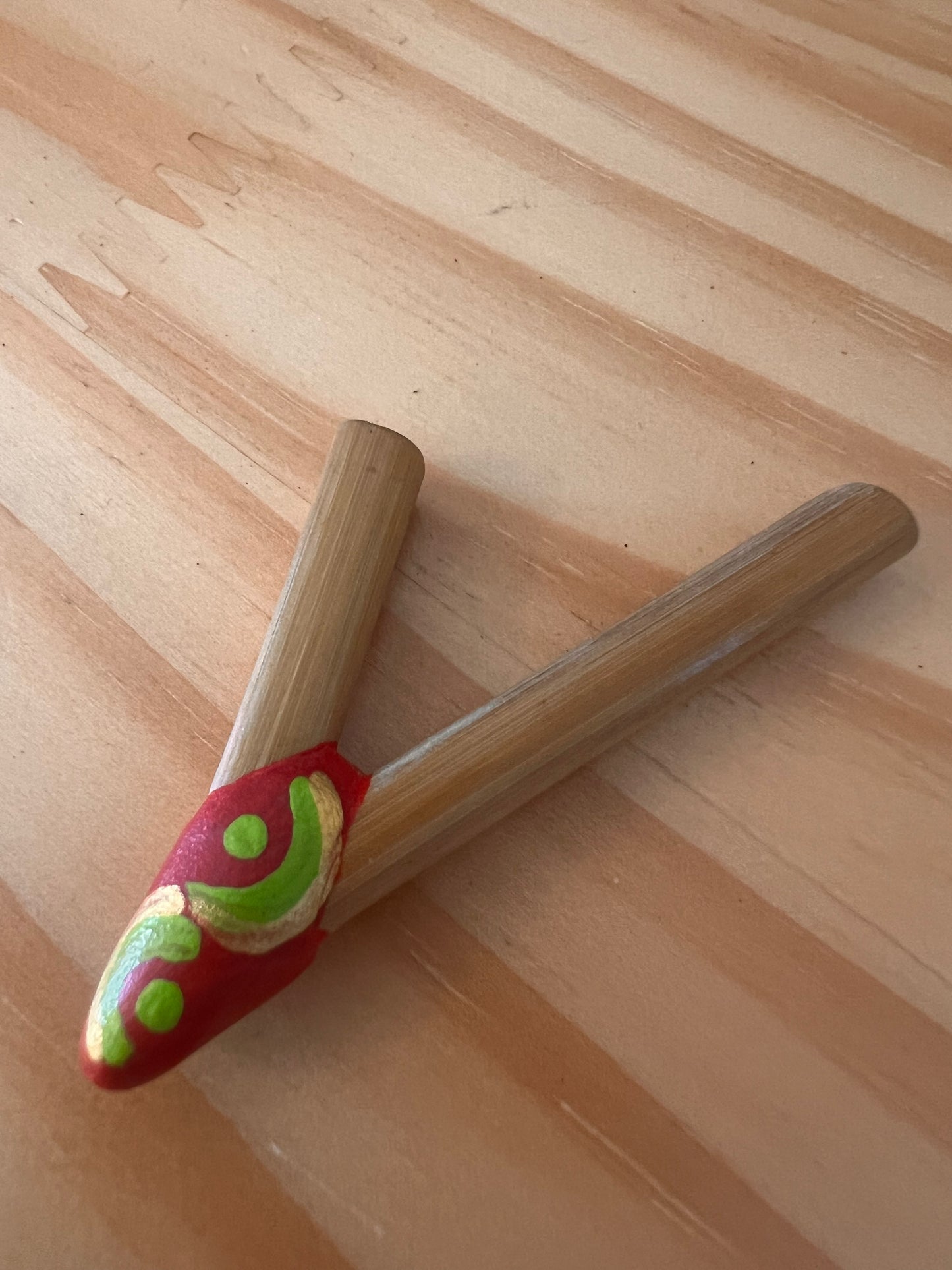 Slim Bamboo Kuripe with moon & stars patch