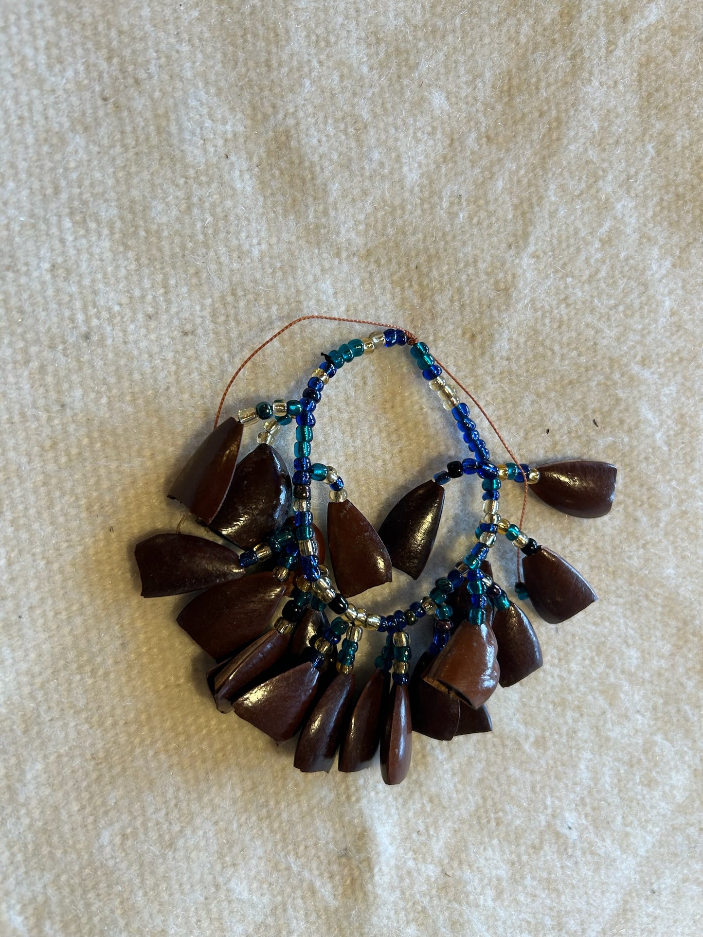 Jungle rattle bracelet cascabeles hembra