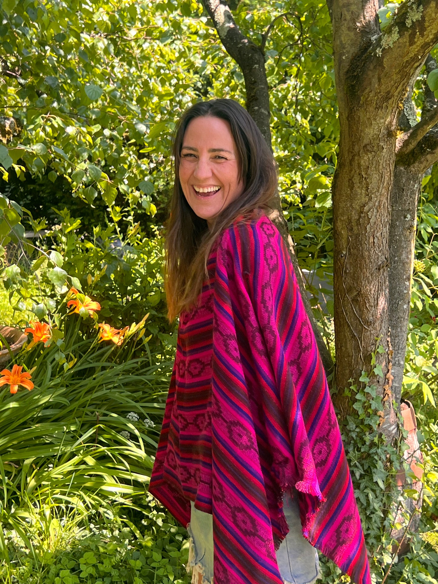 Hermoso poncho multicolor