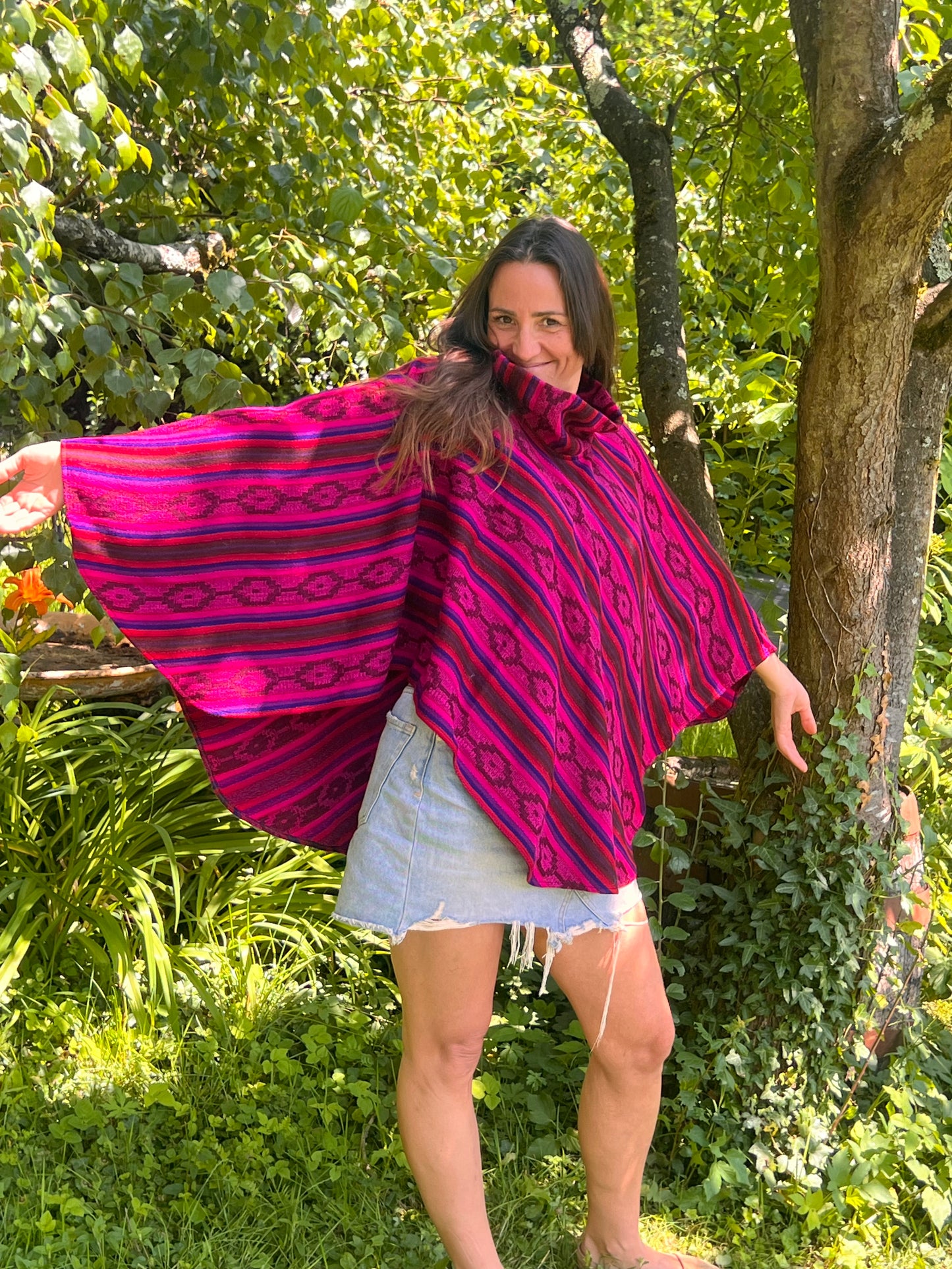Hermoso poncho multicolor