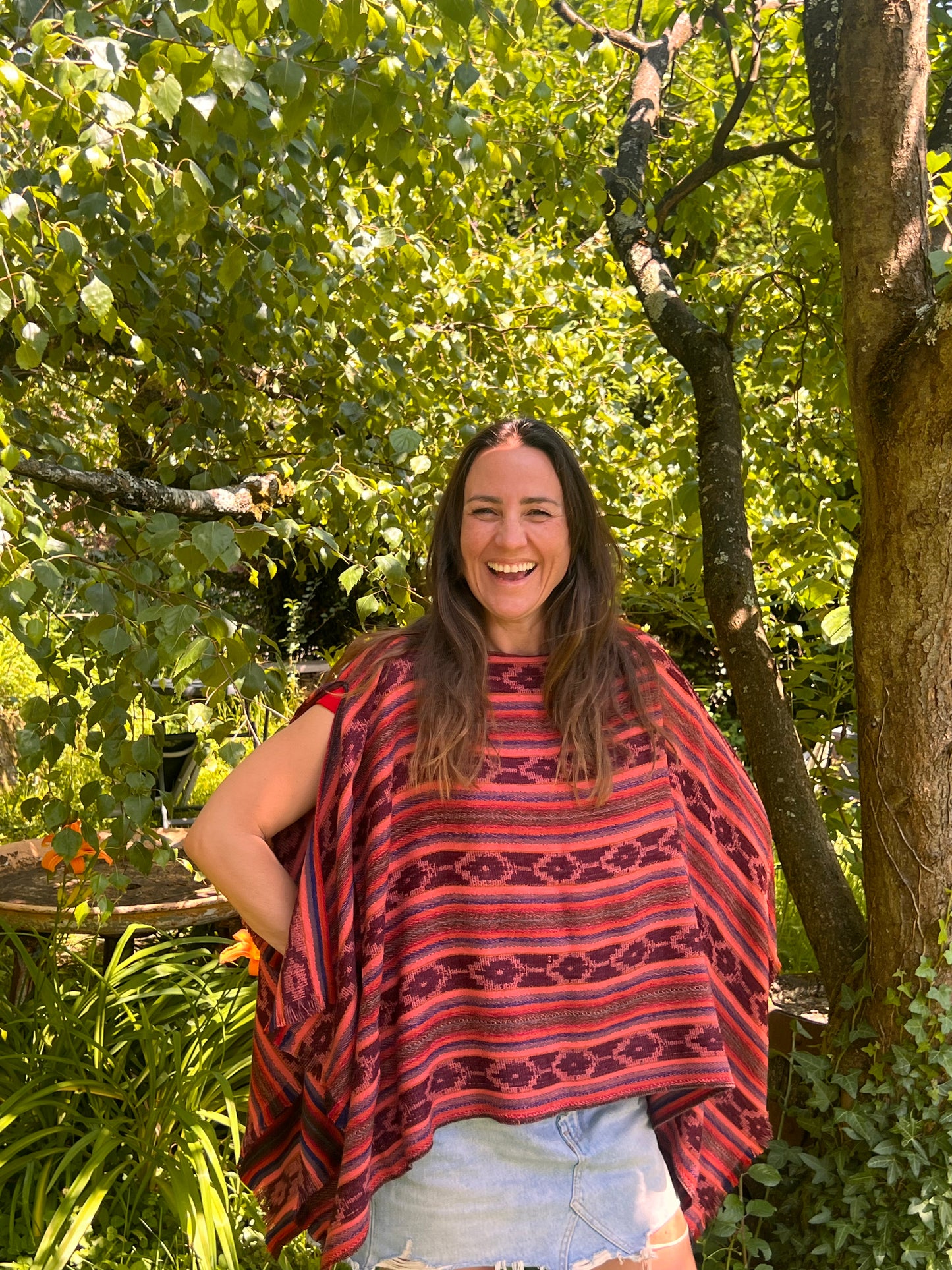 Hermoso poncho multicolor