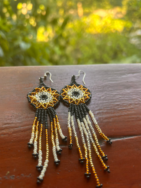 Black-golden flower earrings Inga Kamentsa