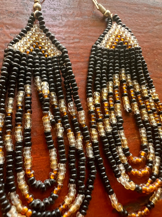 Black-brown earrings - Inga Kamentsa