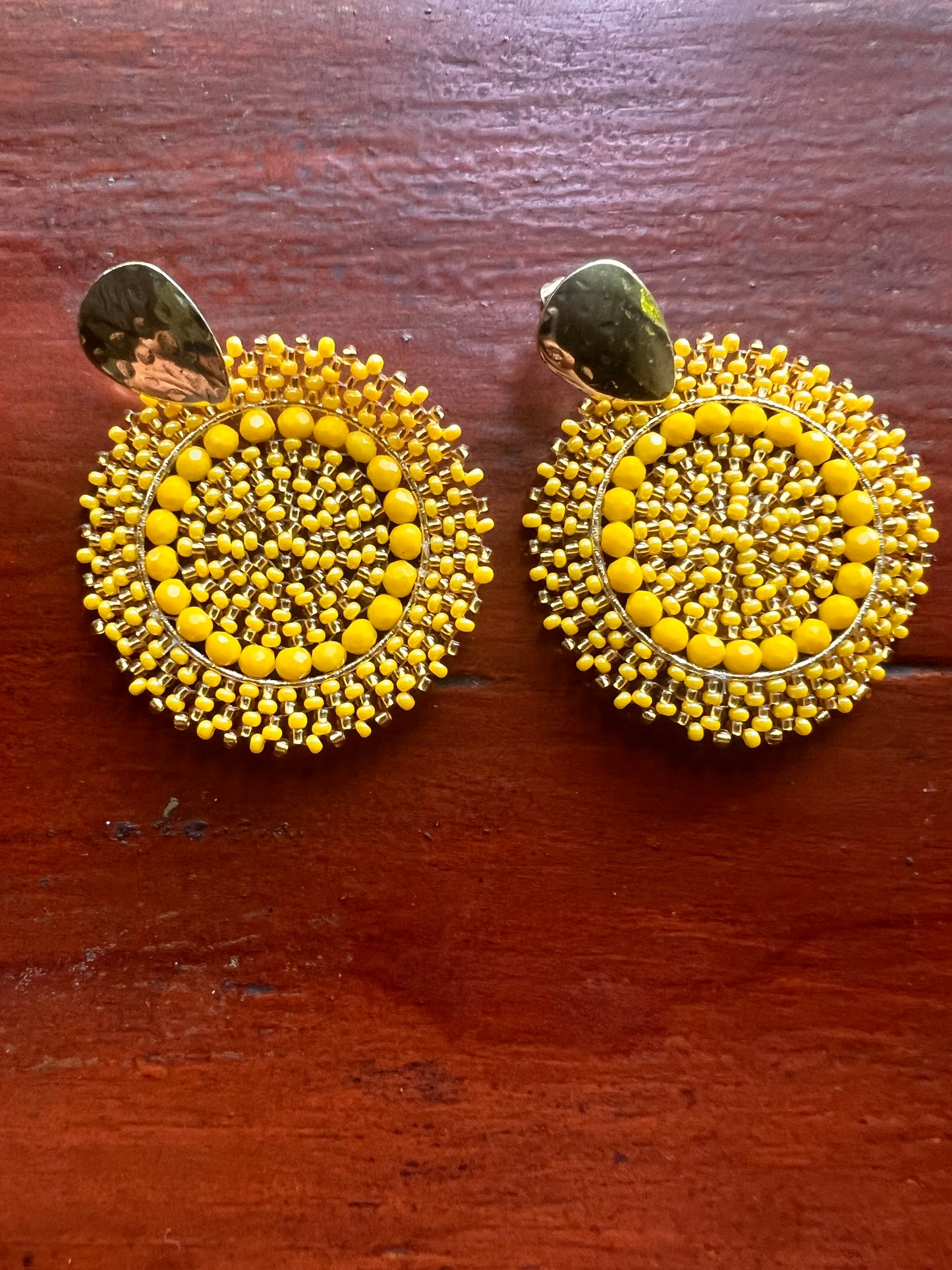 Sun earrings Artesanía Sami Wichay (Peru)