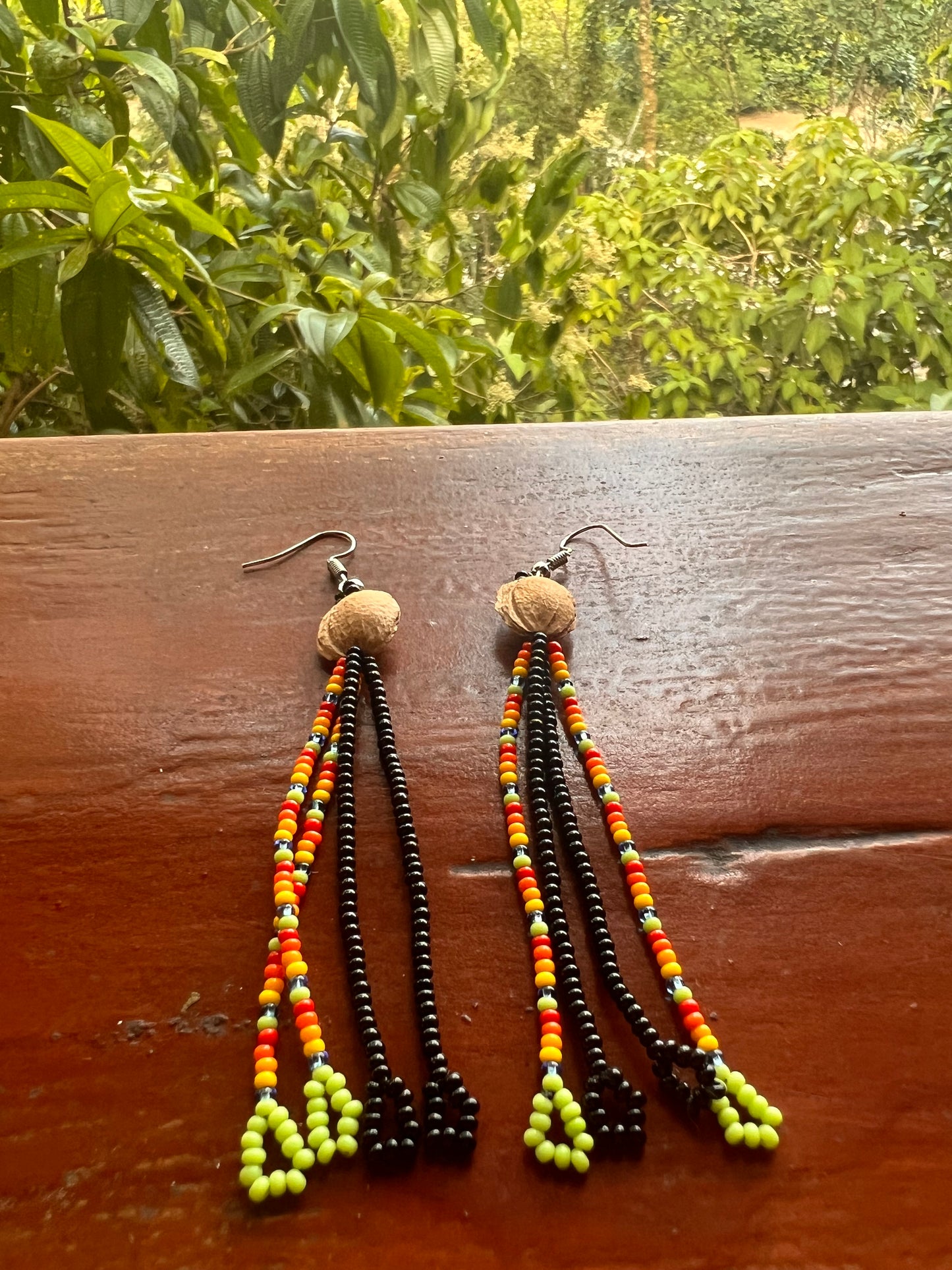 Long Cascabeles macho earrings Yanacona