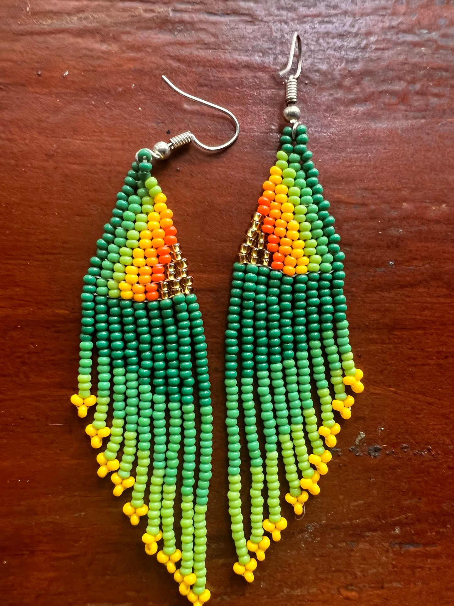 Florishing grass earrings Yanacona