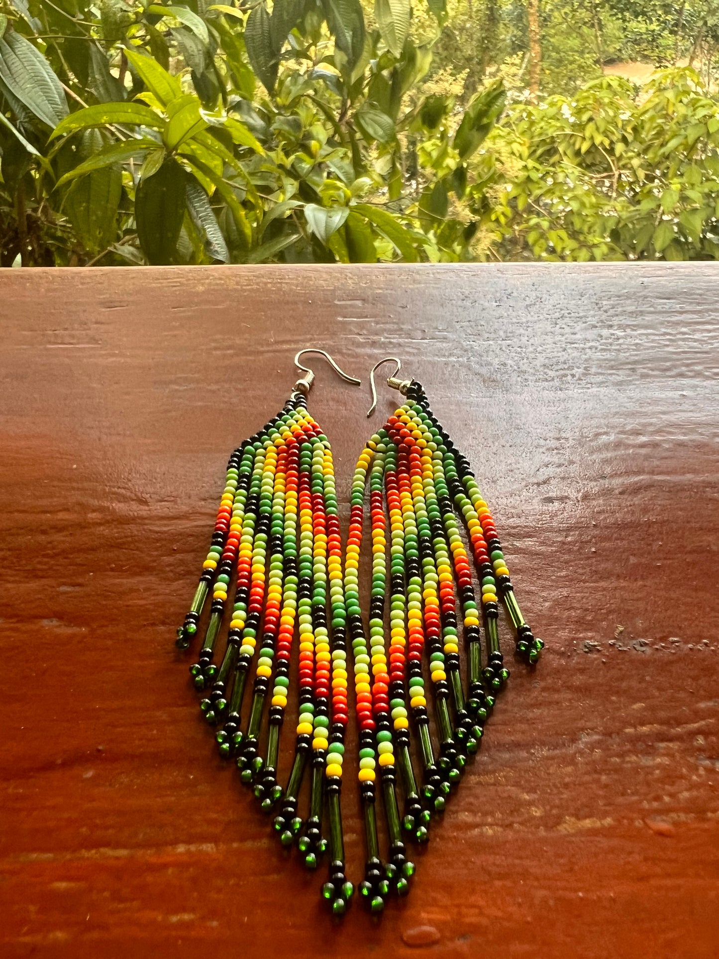 Color patterns earrings Yanacona