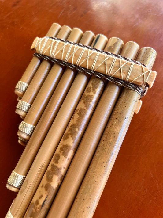 Zampoña siku - beige with Tunda wood from Sibundoy