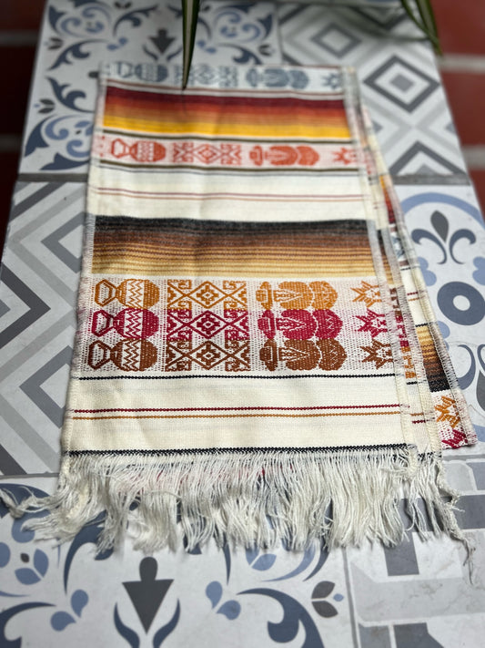 White table cloth 25 x 160 cm with multicolored patterns