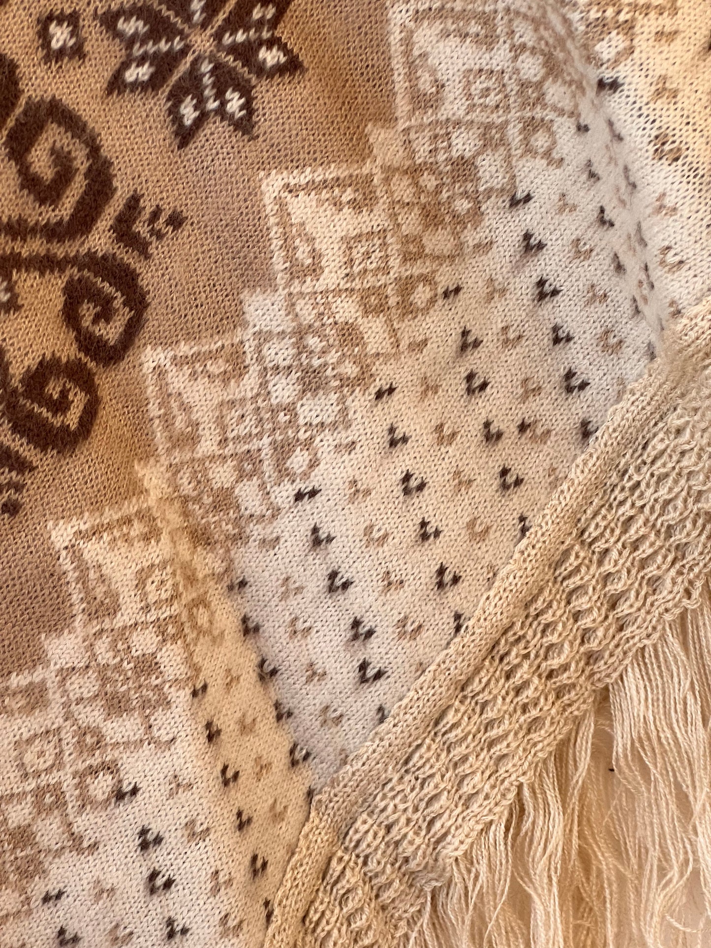 White autumn/spring poncho with brown patterns