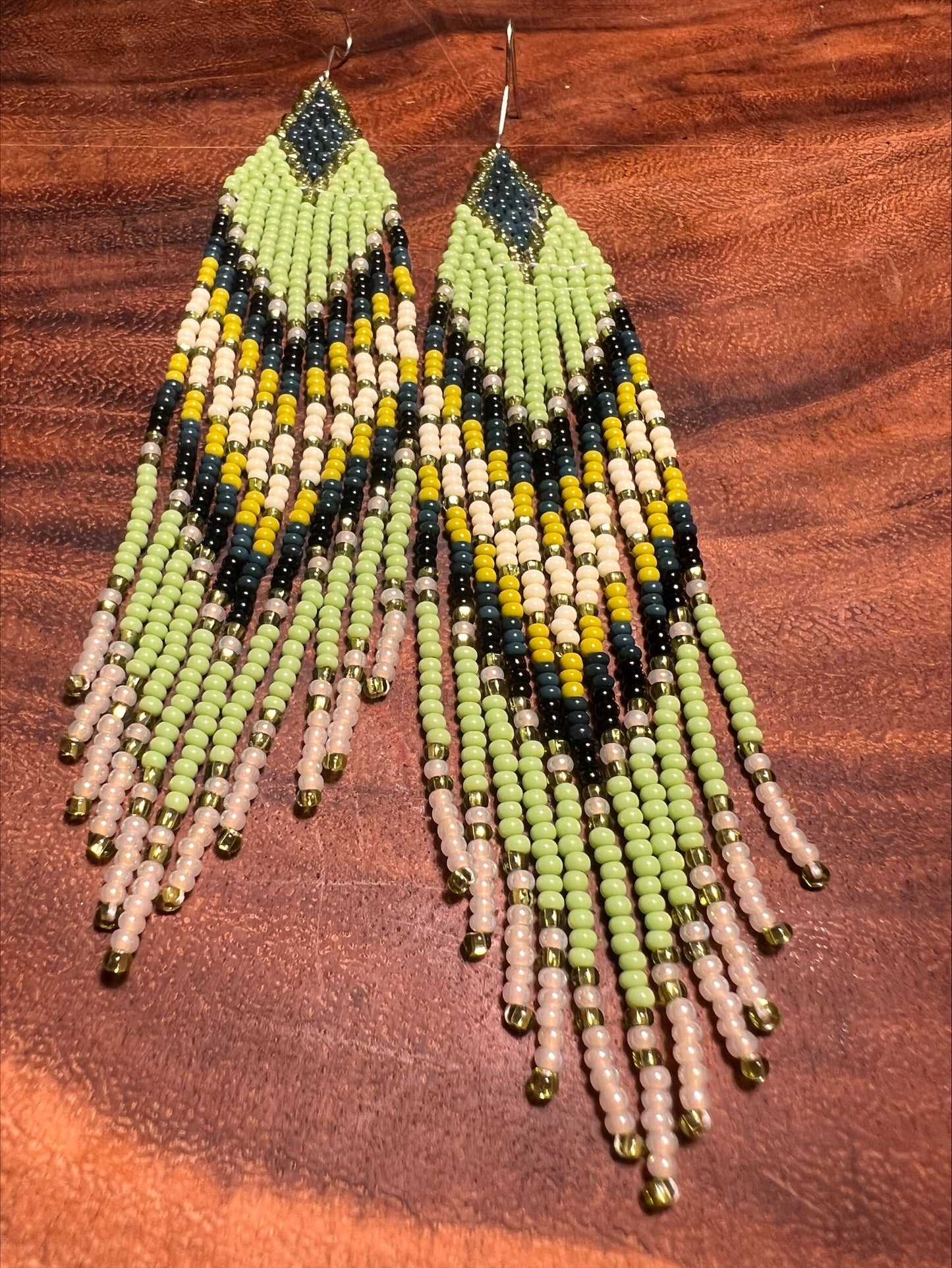 Pendientes Blanco y Negro Inga