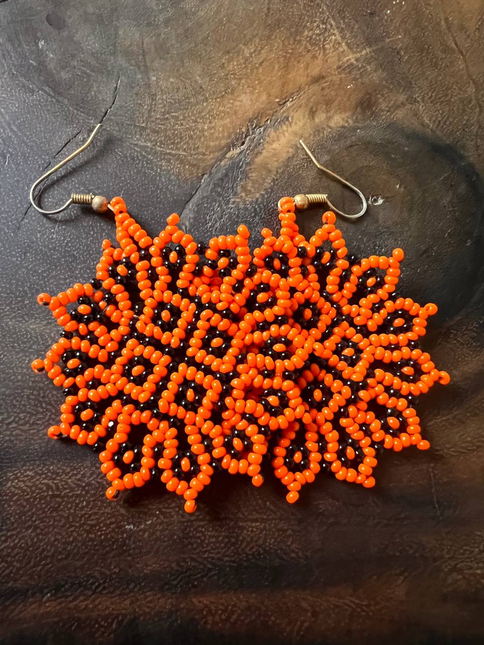 Pendientes Blanco y Negro Inga