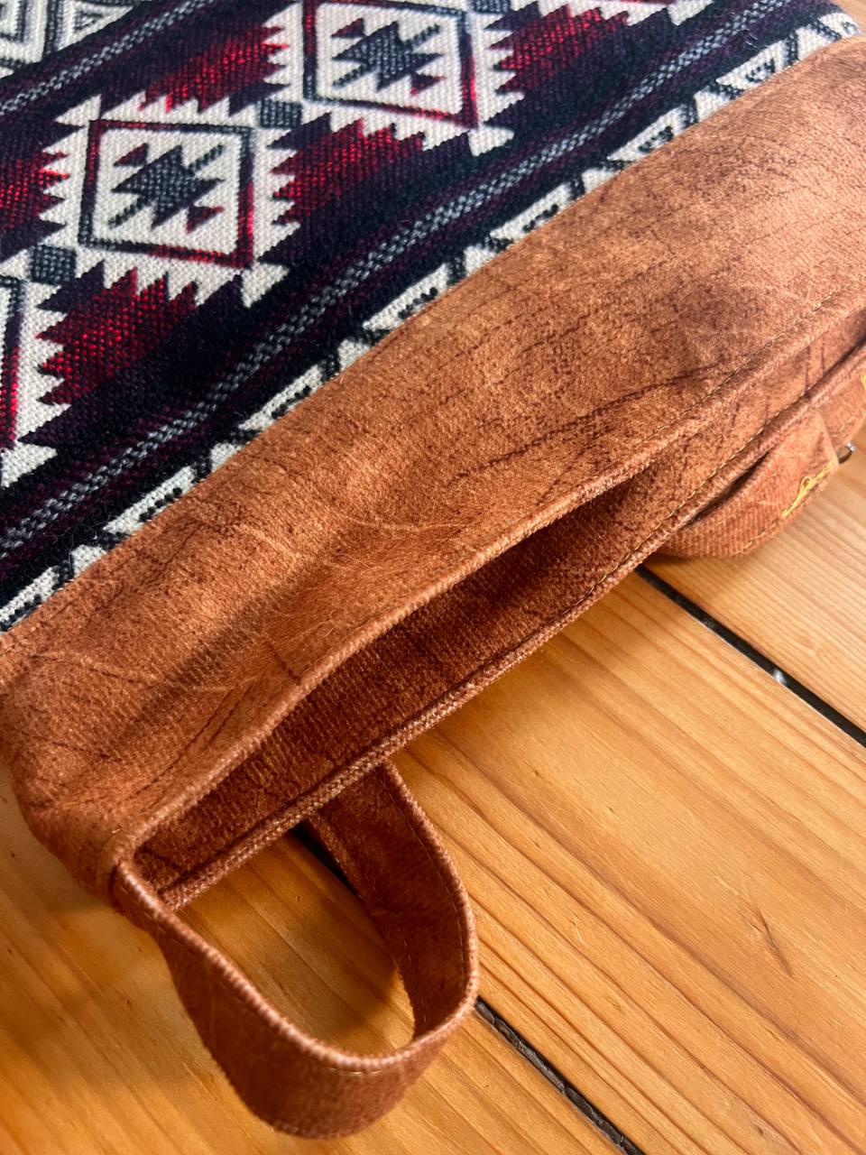 Hand bag (different colours) 27x23 cm