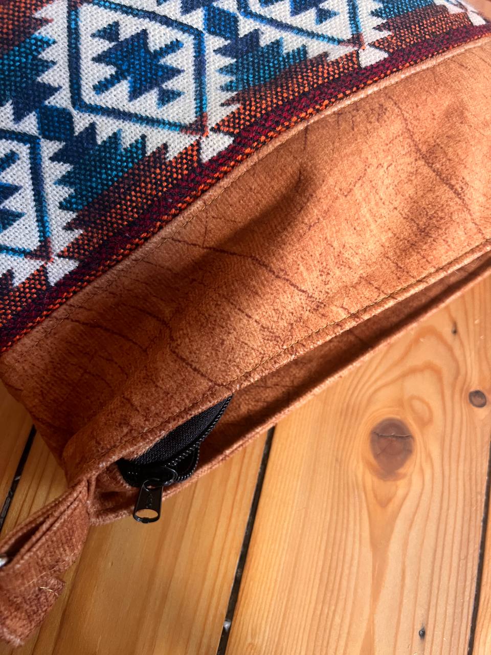 Hand bag (different colours) 27x23 cm