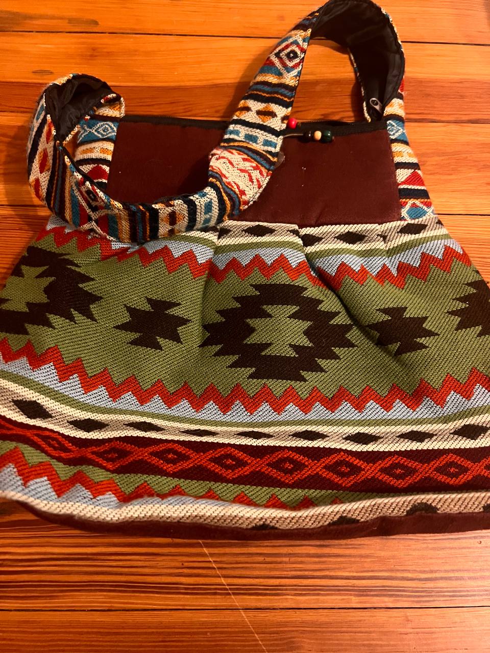 Green brown hand bag 35x30 cm