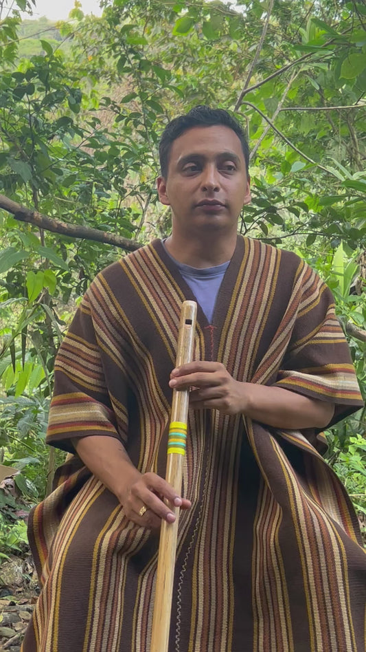 Yapurutu shamanic flute medium sized with Tunda of Sibundoy