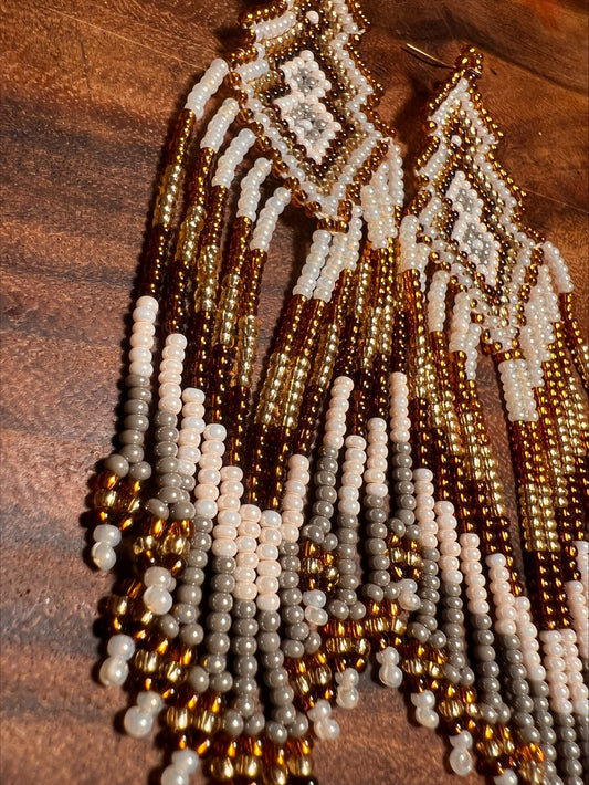 Pendientes Blanco y Negro Inga