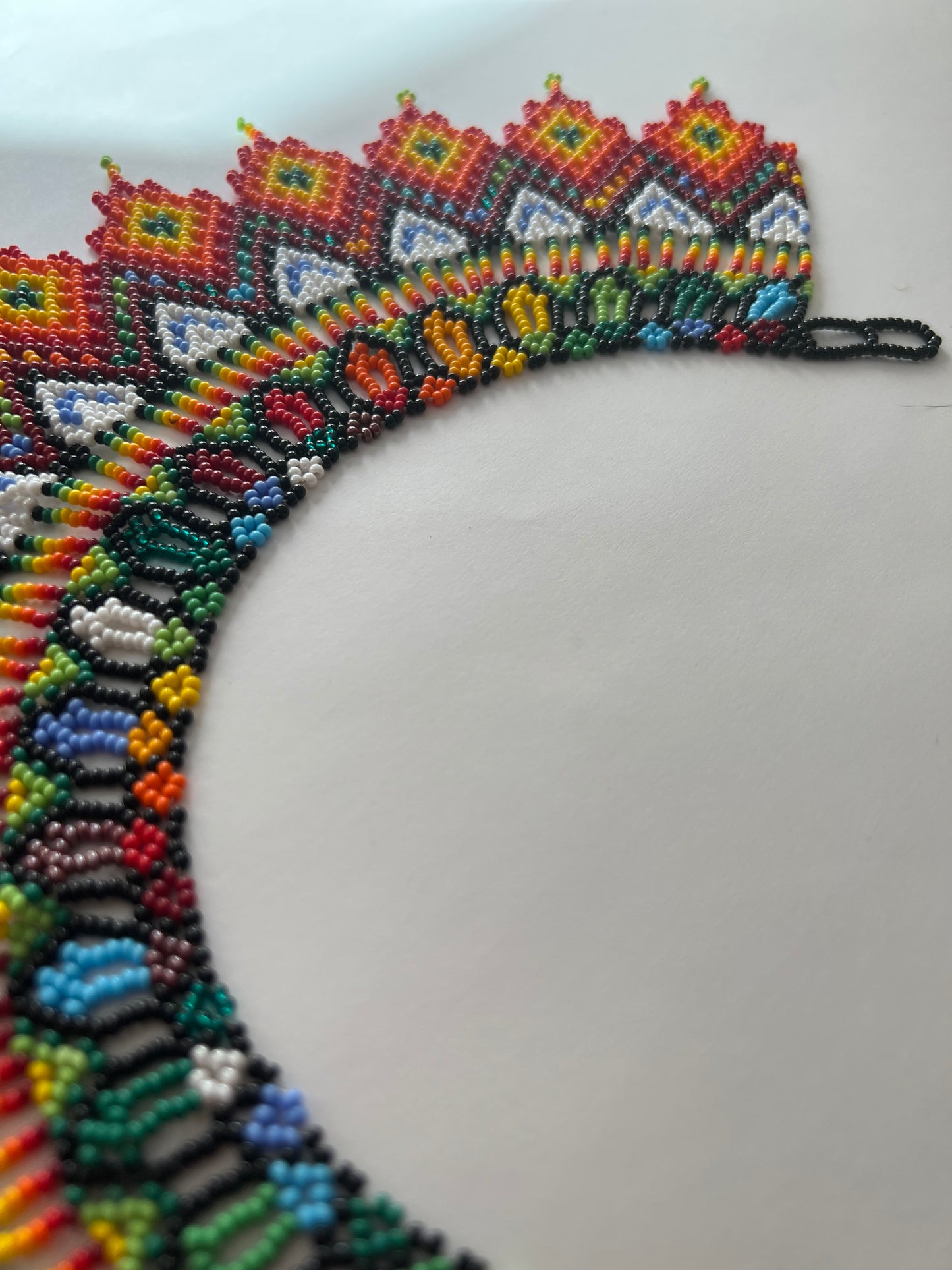 Colourful round necklace - Yanacona