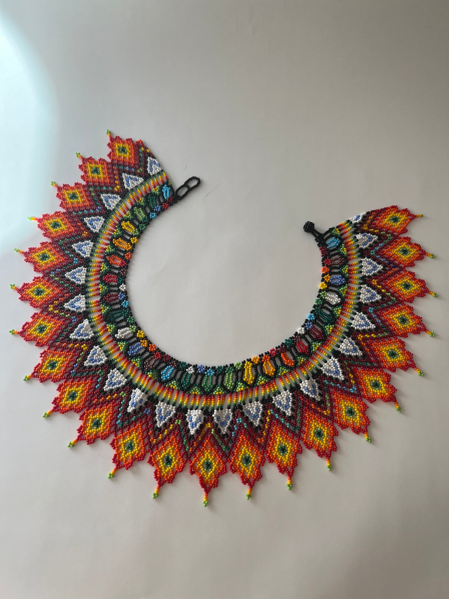 Colourful round necklace - Yanacona