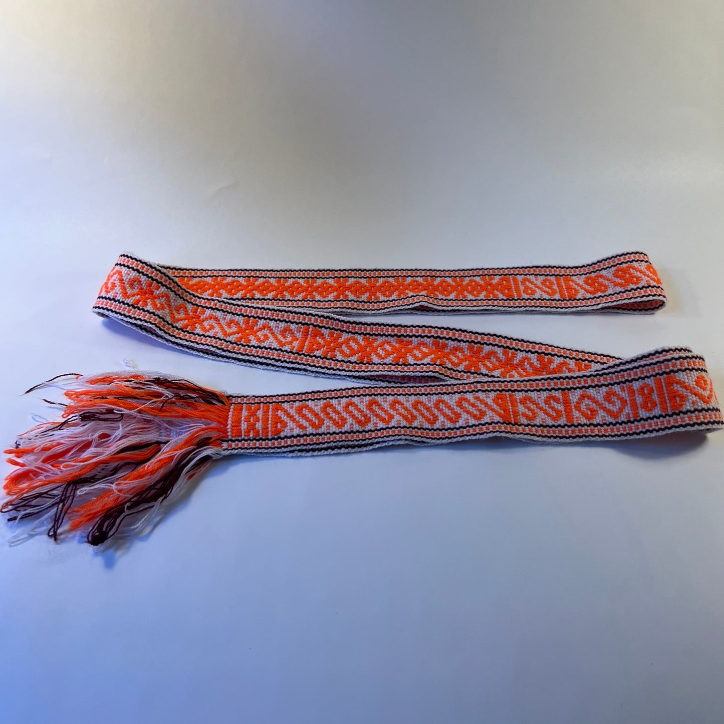 White ceremony belt with orange patterns 5 cm x 240 cm