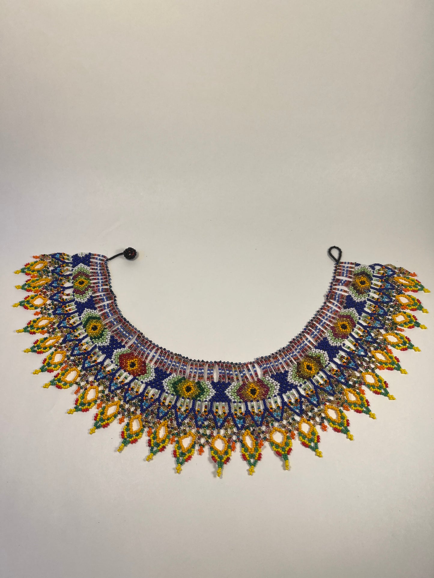 Round multicoloured necklace - Yanacona