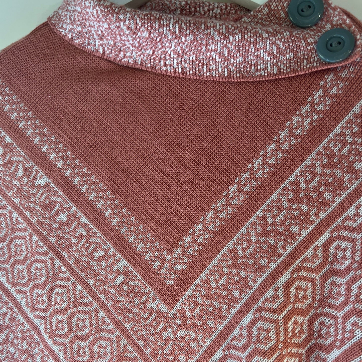 Rose autumn/spring poncho sweater