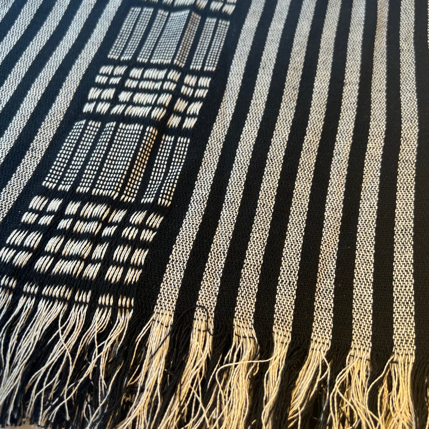 Summer poncho black & white stripped