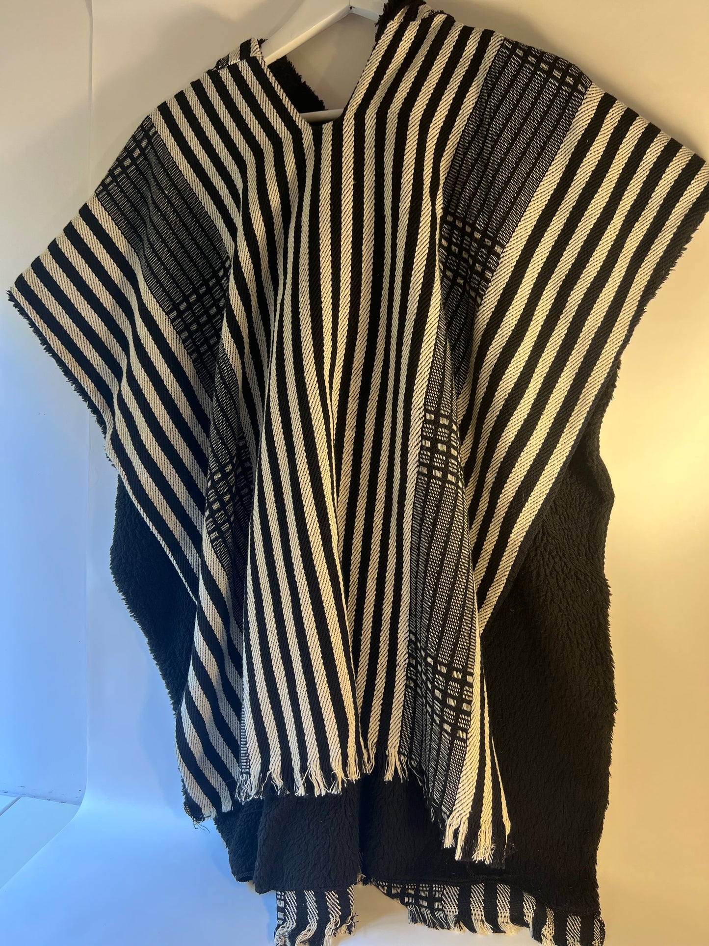 Winter poncho - black & white stripped